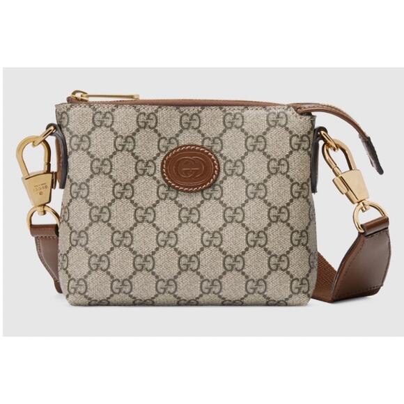 NEW Gucci Messenger GG Supreme Monogram Crossbody Clutch Wristlet Bag - Picture 1 of 14